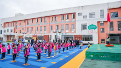 格兰云天第三座乡村儿童操场于安顺普定圆满落成